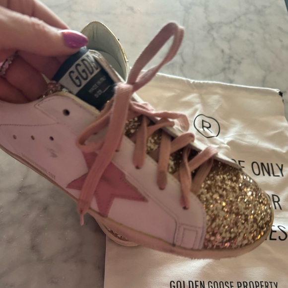 ✨NEW✨ RARE - Golden Goose x Revolve Collector Super Star Sneaker Sz 40 - Picture 6 of 11